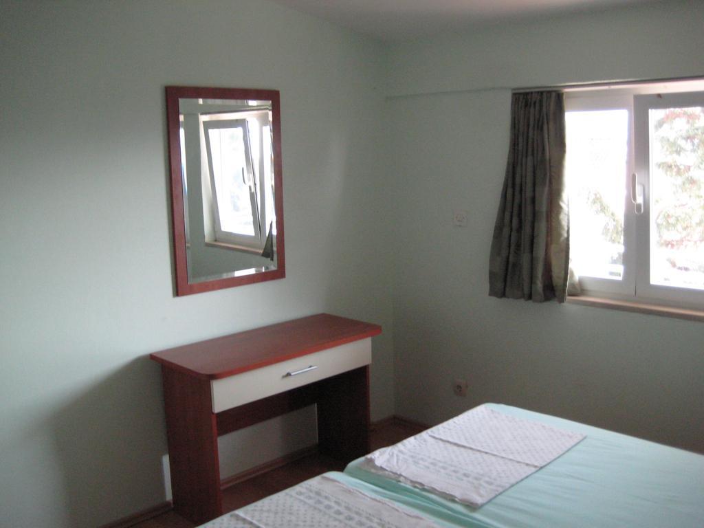 Apartment Diana Orebic